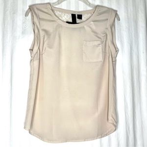 Petticoat Alley Short Sleeve‎ Career Sheer Lace Top Cream Colored Size S NWT